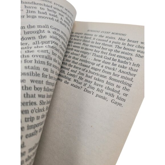 Vintage Romance Paperback Sunshine Every Morning Dorothy Glenn Silhouette #242 - Picture 9 of 13
